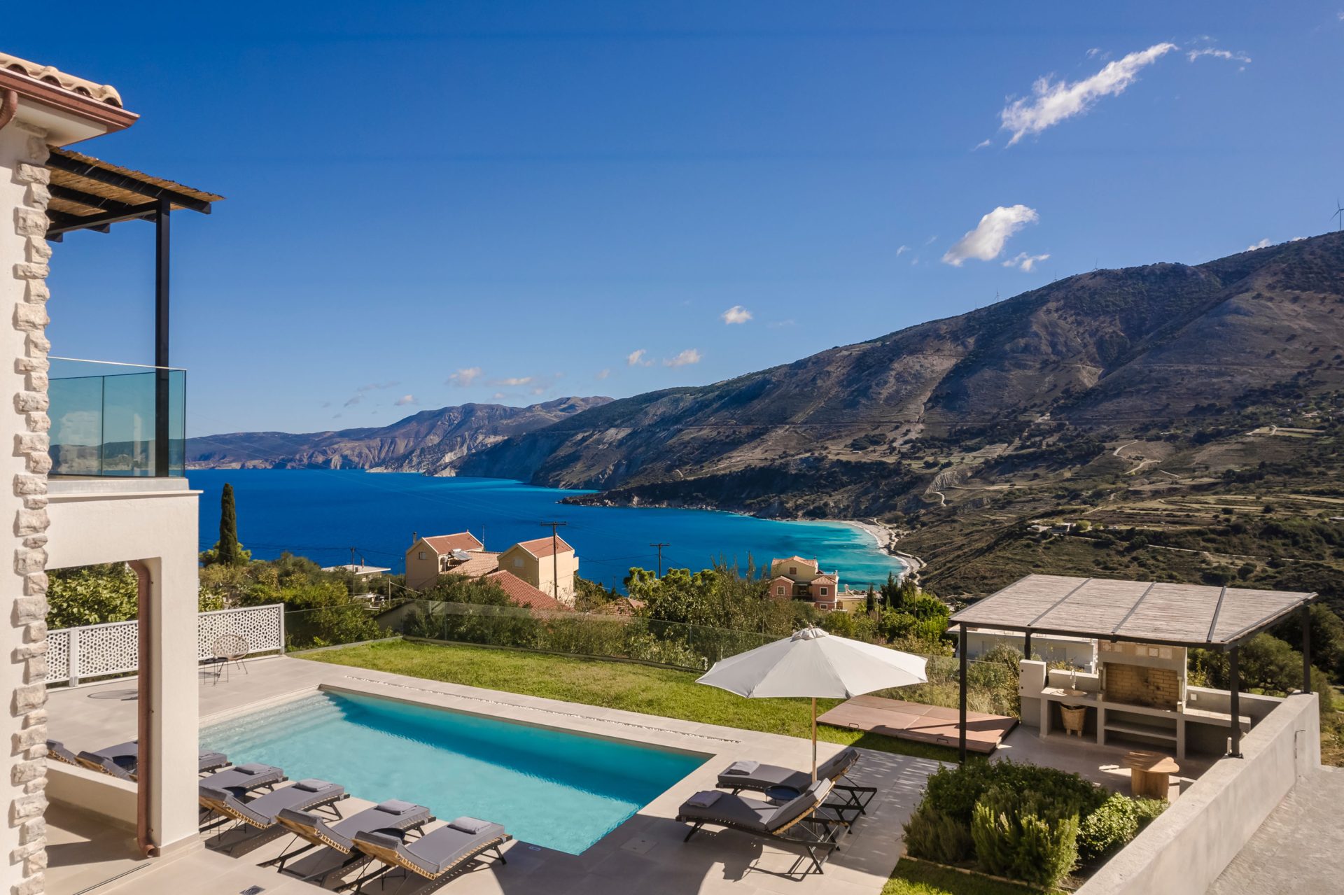 Azolaki Suites